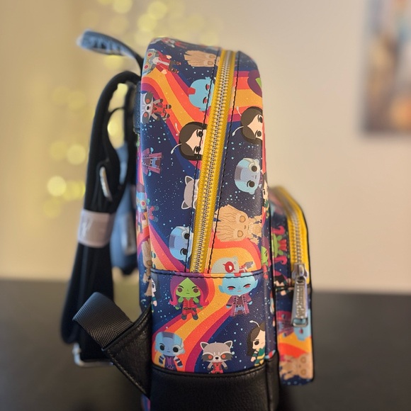burton custom 2014 snowboard – evo Color:Realtree Fishing Camo Dark Blue Amplified Pop and Playfulness Battery Gloves Tumi Morrison Backpack Leather